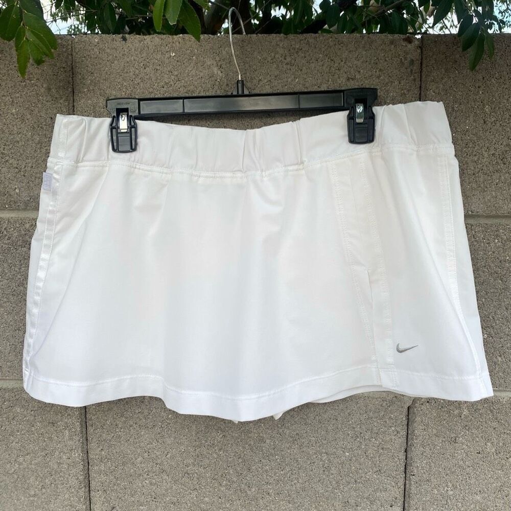 Nike White Tennis Skirt Skort Women’s Sz XL Fit Dry